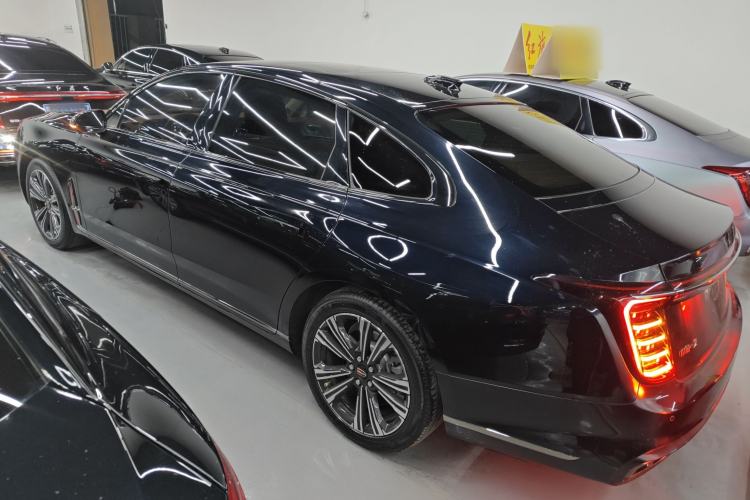 Used Hongqi H9 2024 2.0T Qixiang Private Style Edition

