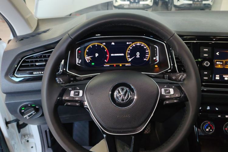 Used Volkswagen T-ROC 2020 280TSI DSG Two-Wheel Drive Comfort Version
