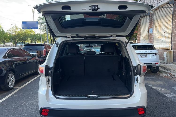 Used Toyota Highlander 2015 2.0T Four-Wheel Drive Luxury Edition 7-Seater
