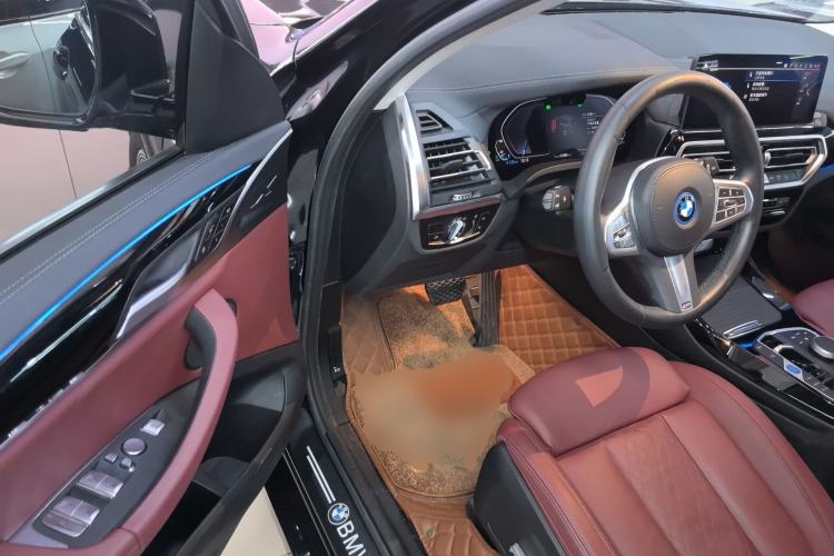 Used BMW iX3 2022 Updated Leading Version
