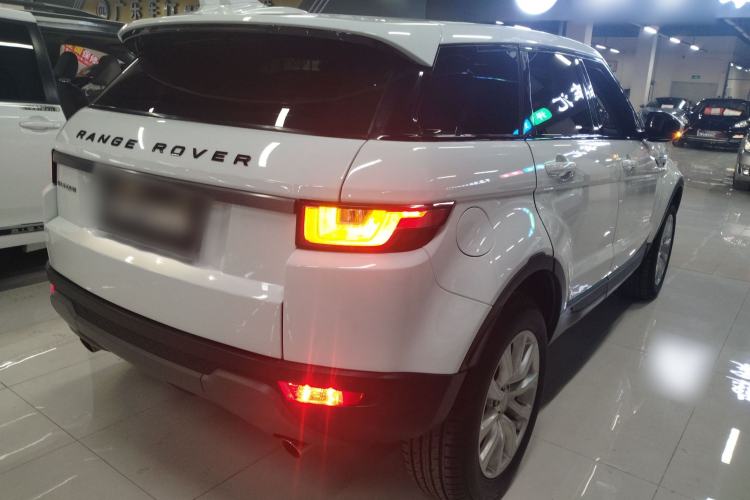 Used Land Rover Range Rover Evoque 2018 200PS PURE New Fashion Edition