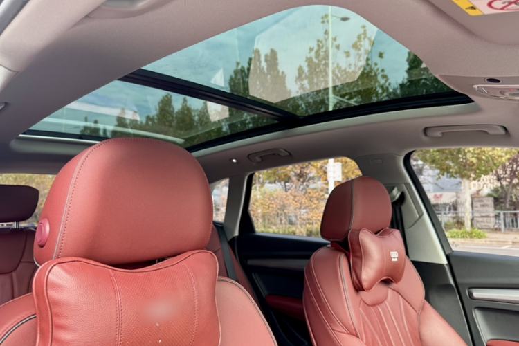 Used Audi Q5L 2022 40T Fashionable and Dynamic Model
