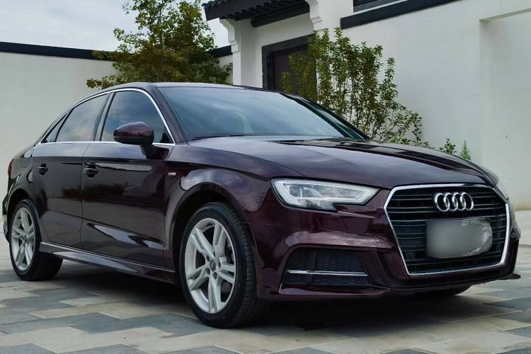 Used Audi A3 2019 Limousine 35 TFSI Fashion Edition China V standard
