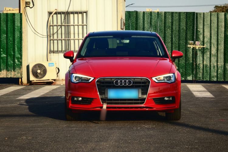 Used Audi A3 2016 Limousine 35 TFSI Prestige Edition
