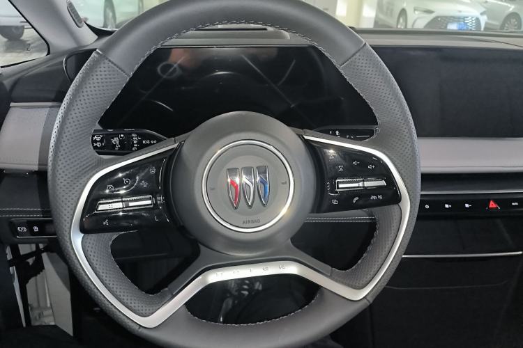 Used Buick GL8 2025 Lu Zun Deluxe Edition