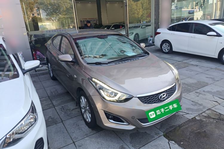 Used Hyundai Elantra 2016 1.6L Automatic Smart Version
