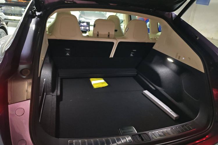 Used Hima Luxeed R7 2024 All-Electric 736 km Ultra
