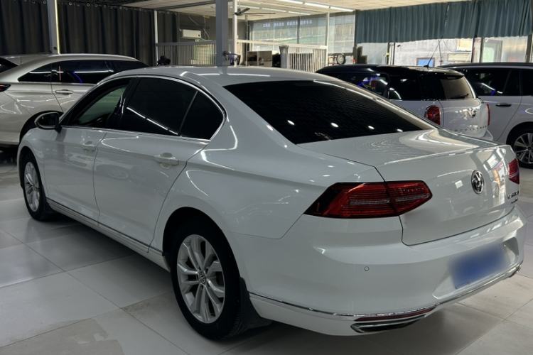 Used Volkswagen Magotan 2017 380TSI DSG Luxury Model