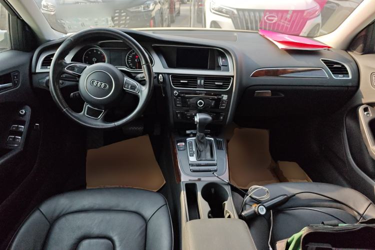 Used Audi A4L 2013 35 TFSI Automatic Comfort Model
