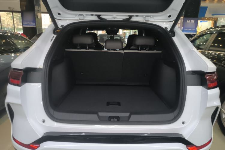 Used BYD Song PLUS New Energy 2025 DM-i Smart Drive 112KM Prestige Model