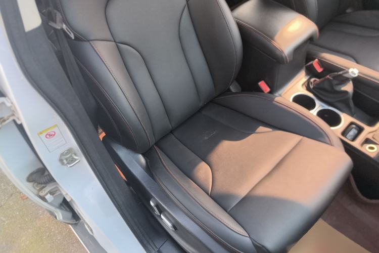 Used Haval H6 2015 Revised Version Sport Edition 1.5T Manual 4x4 Elite Trim
