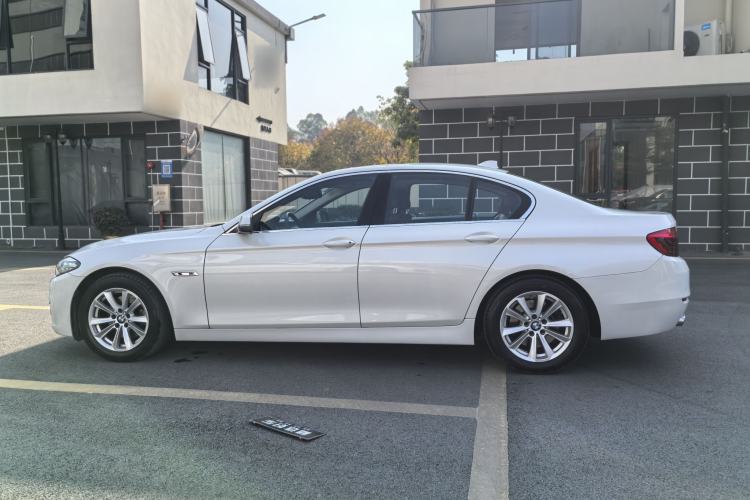 Used BMW 5 Series 2015 520i Elegant Edition