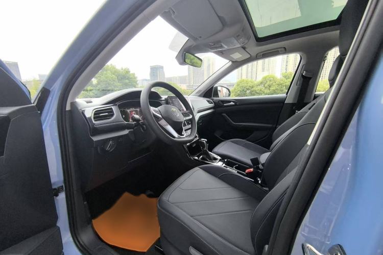 Used Volkswagen Tharu 2025 NewRui 300TSI Prestige Edition
