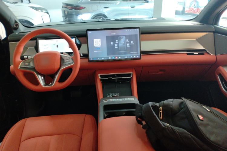 Used BYD Tang L 2025 EV with 670 km Range LiDAR and Premium Features