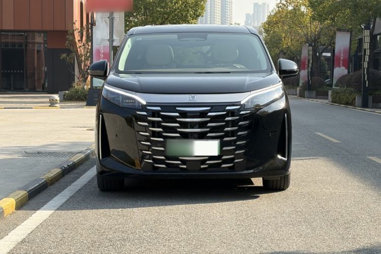 Used BYD Xia 2025 DM-i 1.5T 180km Beyond Edition
