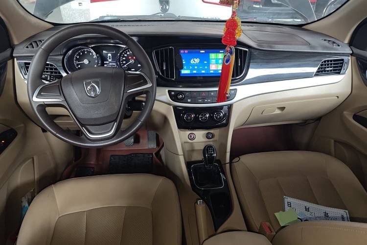 Used Baojun 730 2016 1.5L Manual Comfort Version 7 Seats China V Emission Standard