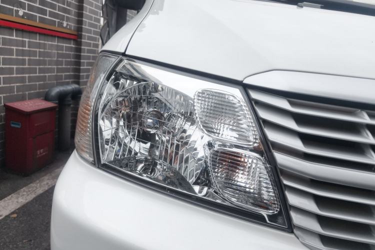 Used Jinbei Grace 2016 2.0L Express Utility Model