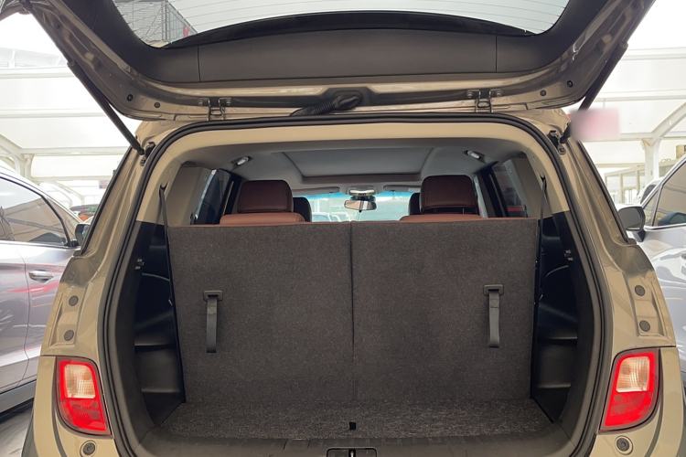 Used Buick GL6 2019 18T 6-Seater Connected Luxury Version China VI Standard
