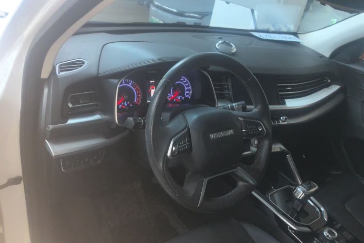 Used Haval H6 2017 Blue Label 2.0T Automatic Two-Wheel Drive Smart Edition
