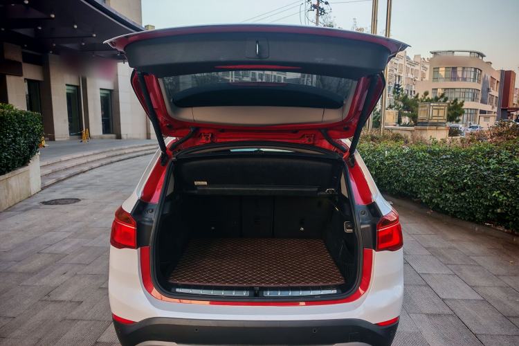 Used BMW X1 2016 sDrive18Li Fashion Model
