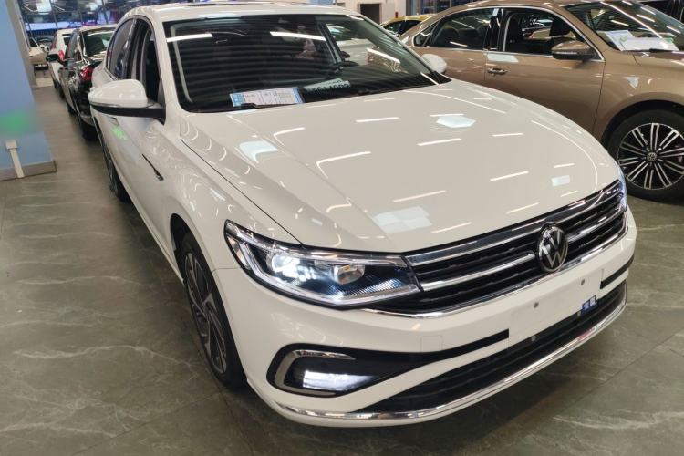 Used Volkswagen Bora 2023 300TSI DSG Prestige Edition