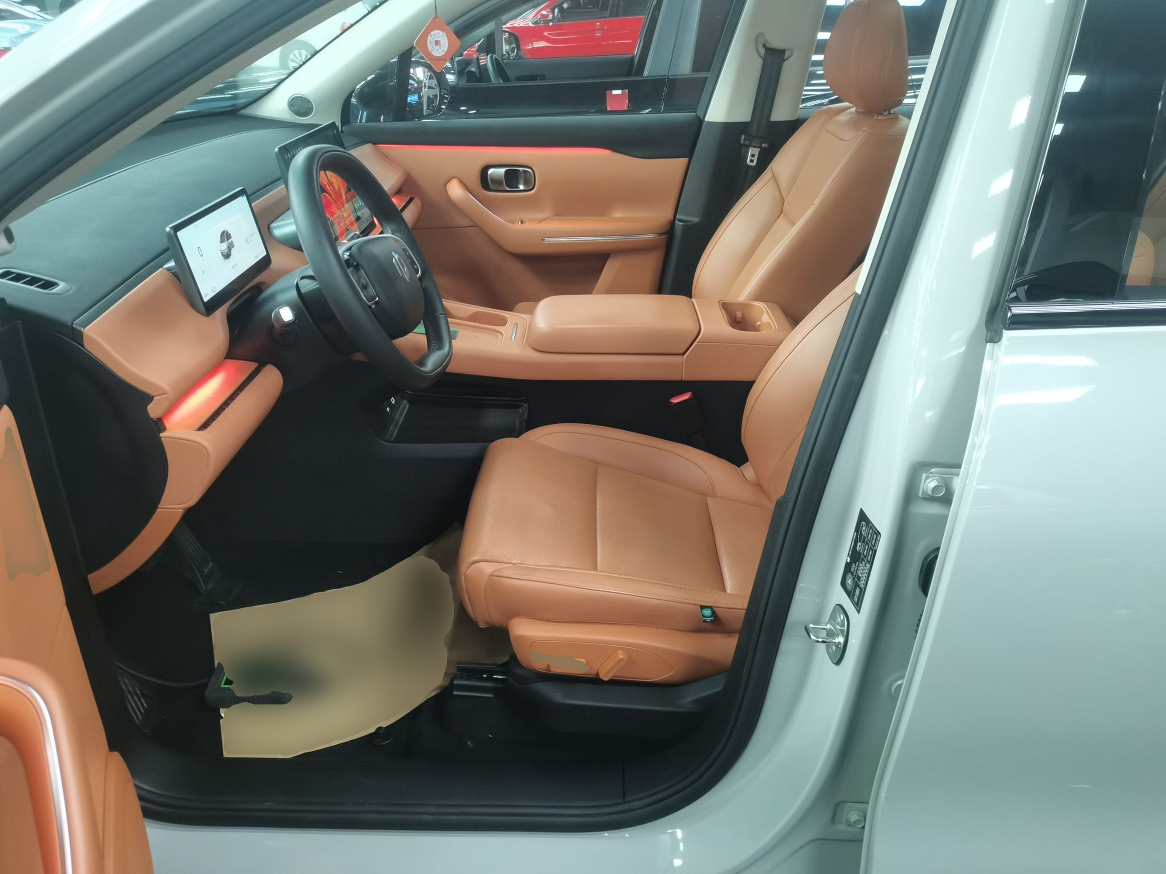 المقاعد الأمامية داخل السيارة