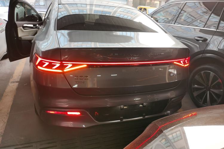 Used BYD Qin PLUS 2024 HONOR Edition DM-i 55KM Leading Model
