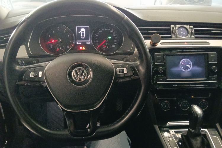 Used Volkswagen Magotan 2018 330TSI DSG Advanced Model