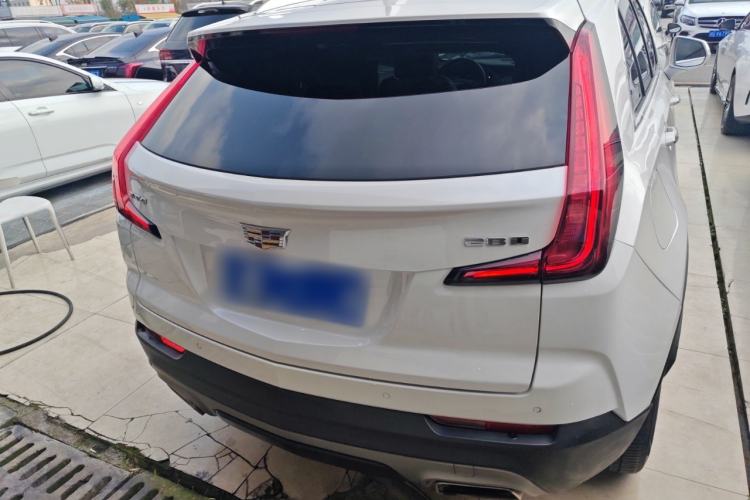 Used Cadillac XT4 2018 28T Two-Wheel Drive Leading Version
