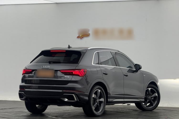 Used Audi Q3 2024 35 TFSI Fashion Dynamic Edition
