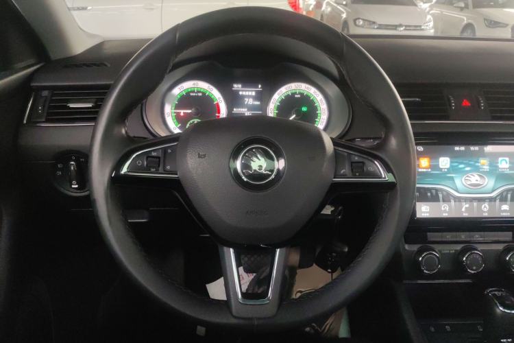 Used Skoda Octavia 2018 Station Wagon TSI230 DSG Luxury Edition