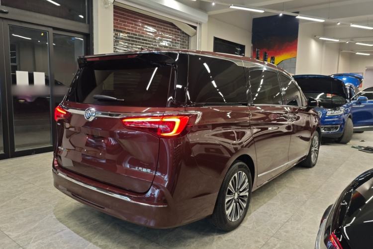 Used Buick GL8 2022 ES Landtrek 653T Flagship Model
