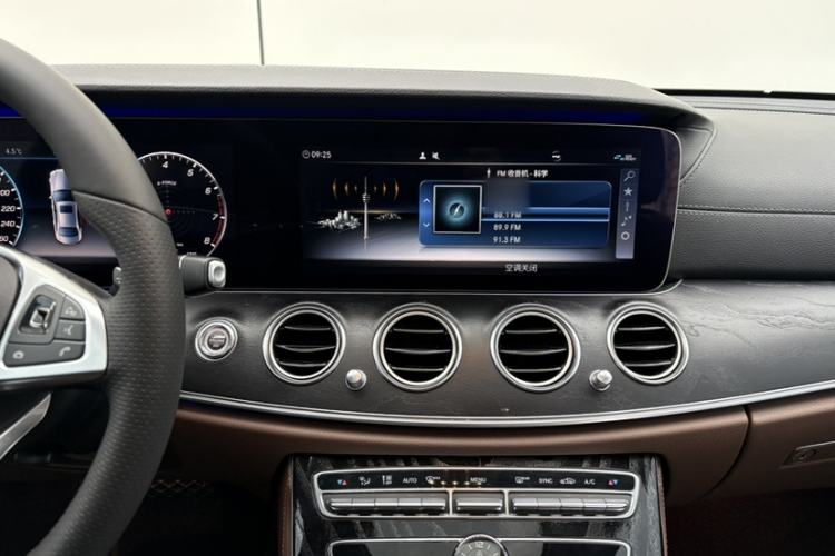 Used Mercedes-Benz E-Class 2018 Facelift E 200 L Sport 4MATIC