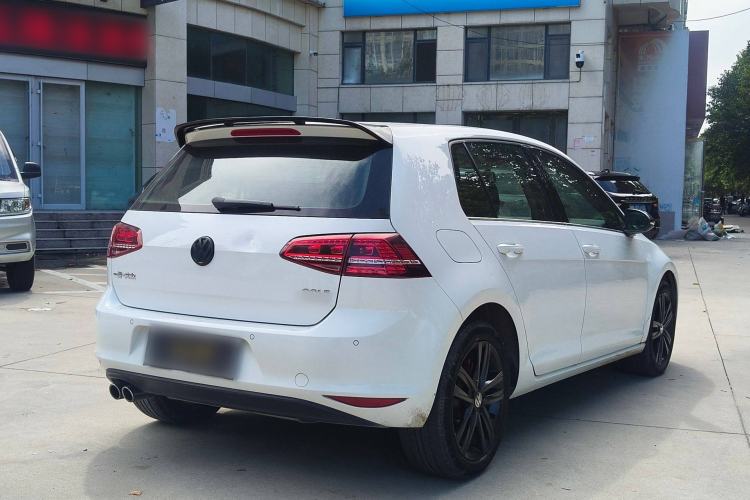 Used Volkswagen Golf 2017 230TSI Automatic Comfort Edition – Celebrating Milestone of One Million Units
