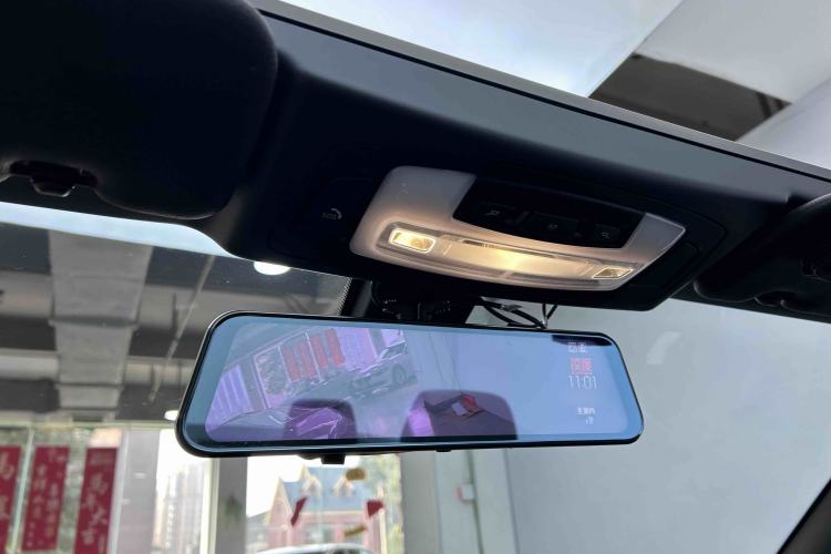 Used BMW 2 Series (Import) 2019 225i Convertible Coupe Sports Design Package