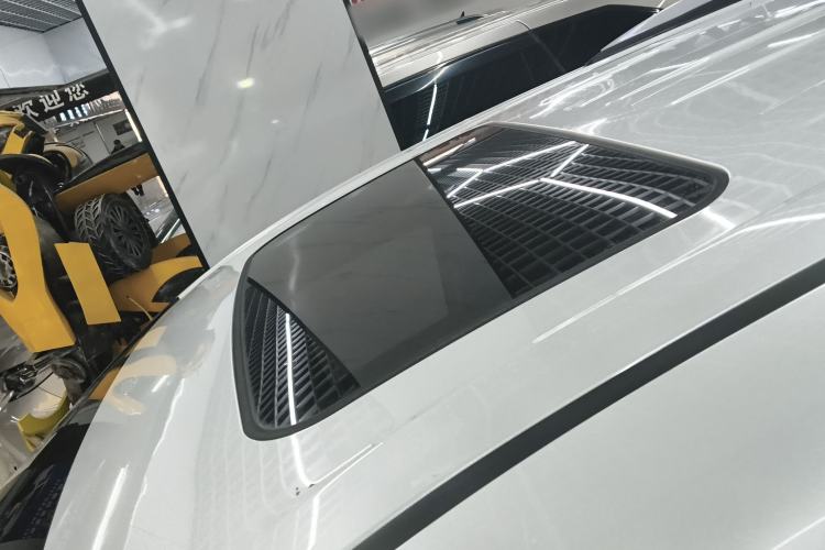 Used Toyota Granvia 2024 2.5L Hybrid Comfort Edition
