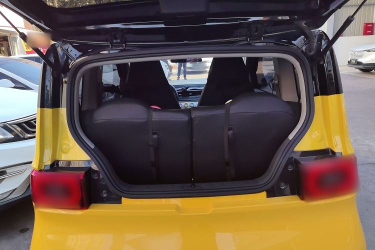 Used Wuling Hongguang MINIEV 2021 Macaron Premium Model – Lithium Iron Phosphate
