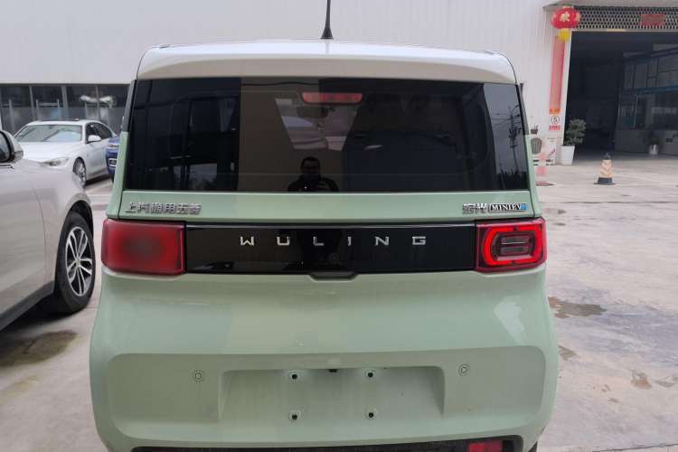 Used Wuling Hongguang MINIEV 2021 Macaron Premium Model – Lithium Iron Phosphate
