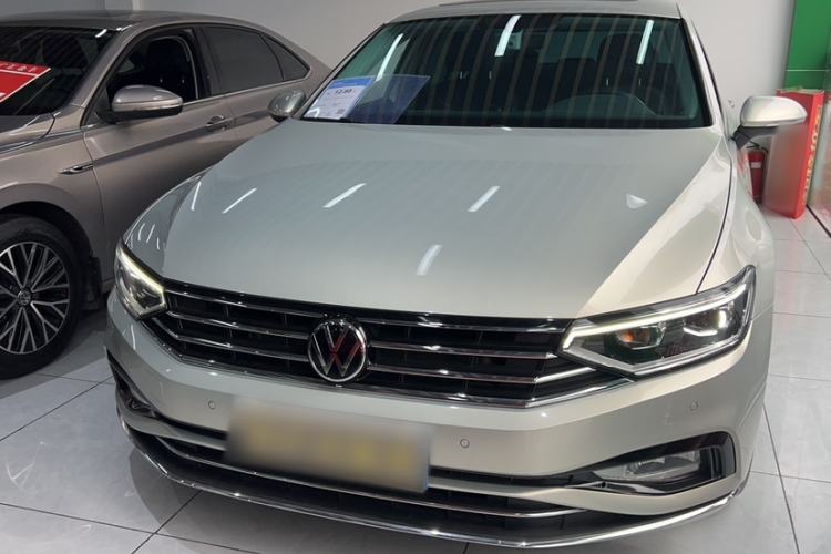 Used Volkswagen Magotan 2020 330TSI DSG Leading Model
