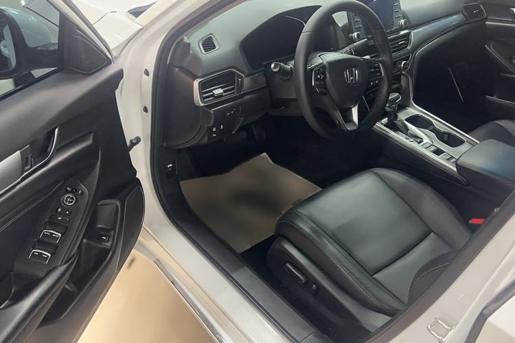 Used Honda Accord 2018 260TURBO Luxury Edition China V Emission Standard
