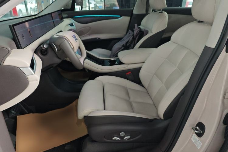 Used IM LS6 2023 Max Standard Edition