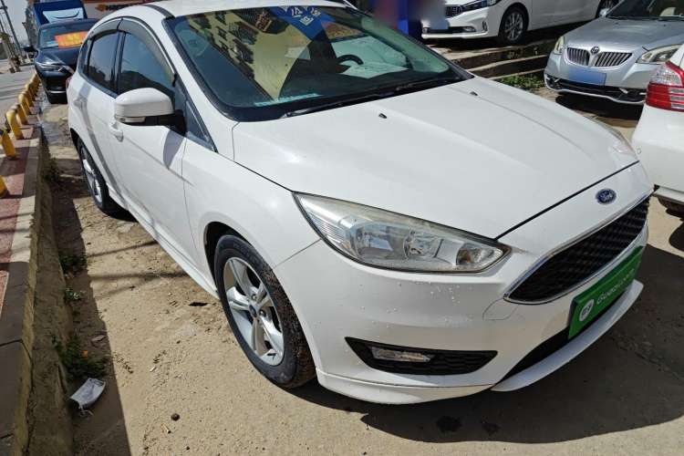 Used Ford Focus 2017 Hatchback 1.6L Automatic Comfort Plus SmartDrive Edition
