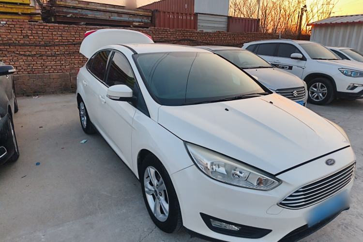 Used Ford Focus 2015 Sedan 1.6L Automatic Comfort Model
