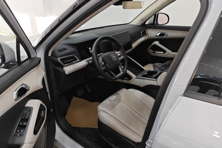 Used BYD Yuan UP 2025 Intelligent Driving Version 401 km Leading Edition