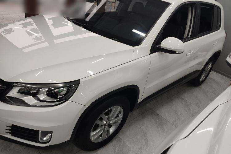 Used Volkswagen Tiguan 2016 300TSI Manual Two-Wheel Drive Trend Edition