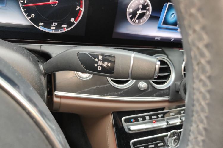 Used Mercedes-Benz E-Class 2016 E 300 L Sporty and Stylish Model