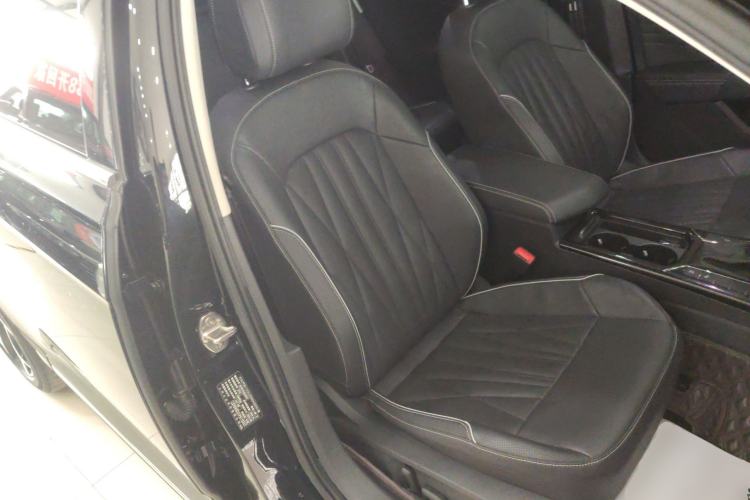 Used Volkswagen Passat 2023 Restyled 330TSI Starry Luxury Edition
