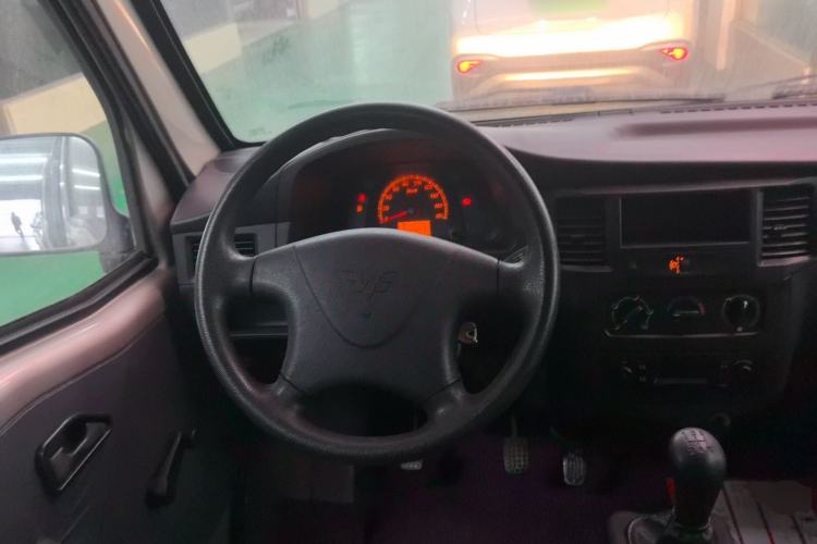 Used Wuling Zhiguang 2013 1.0L Practical Version
