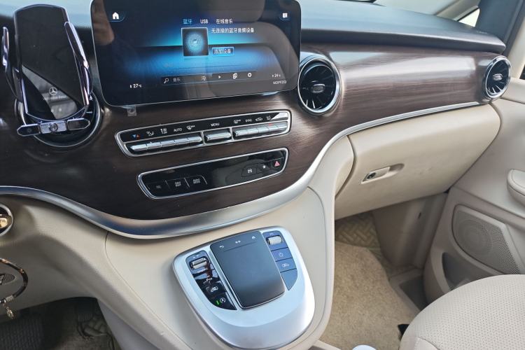 Used Mercedes-Benz V-Class 2020 V 260 Avantgarde Edition