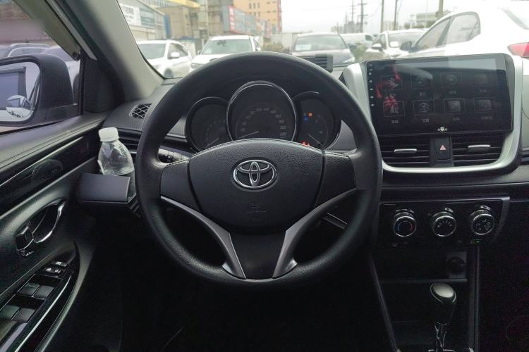 Used Toyota YARiS L 2020 X-Trail X 1.5L CVT Luxury Edition
